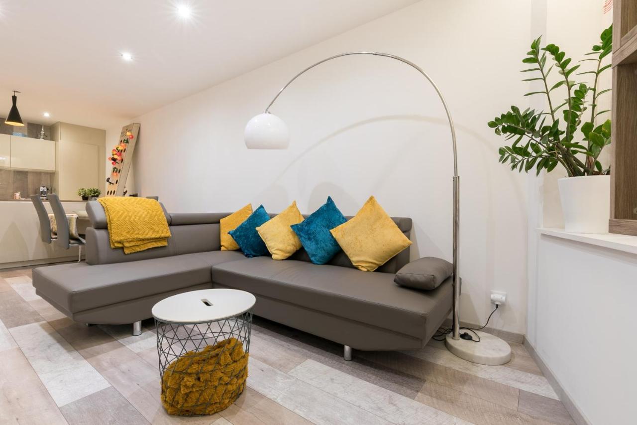 Unsejourametz-Fr Meubles Ossons Du T2 Au T4 Avec Parking, Apartment Exterior photo
